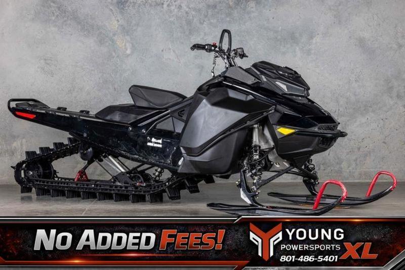 2018 Ski-Doo Summit SP Electric PowderMax Light 2.5 FlexEdge Rotax 850 E-TEC Black 16