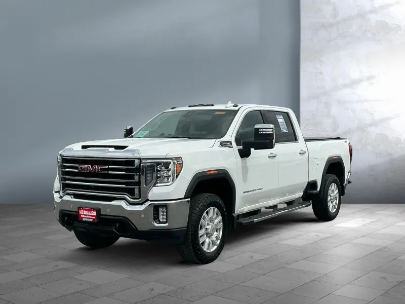 2022 GMC Sierra 2500HD — front three-quarter view
