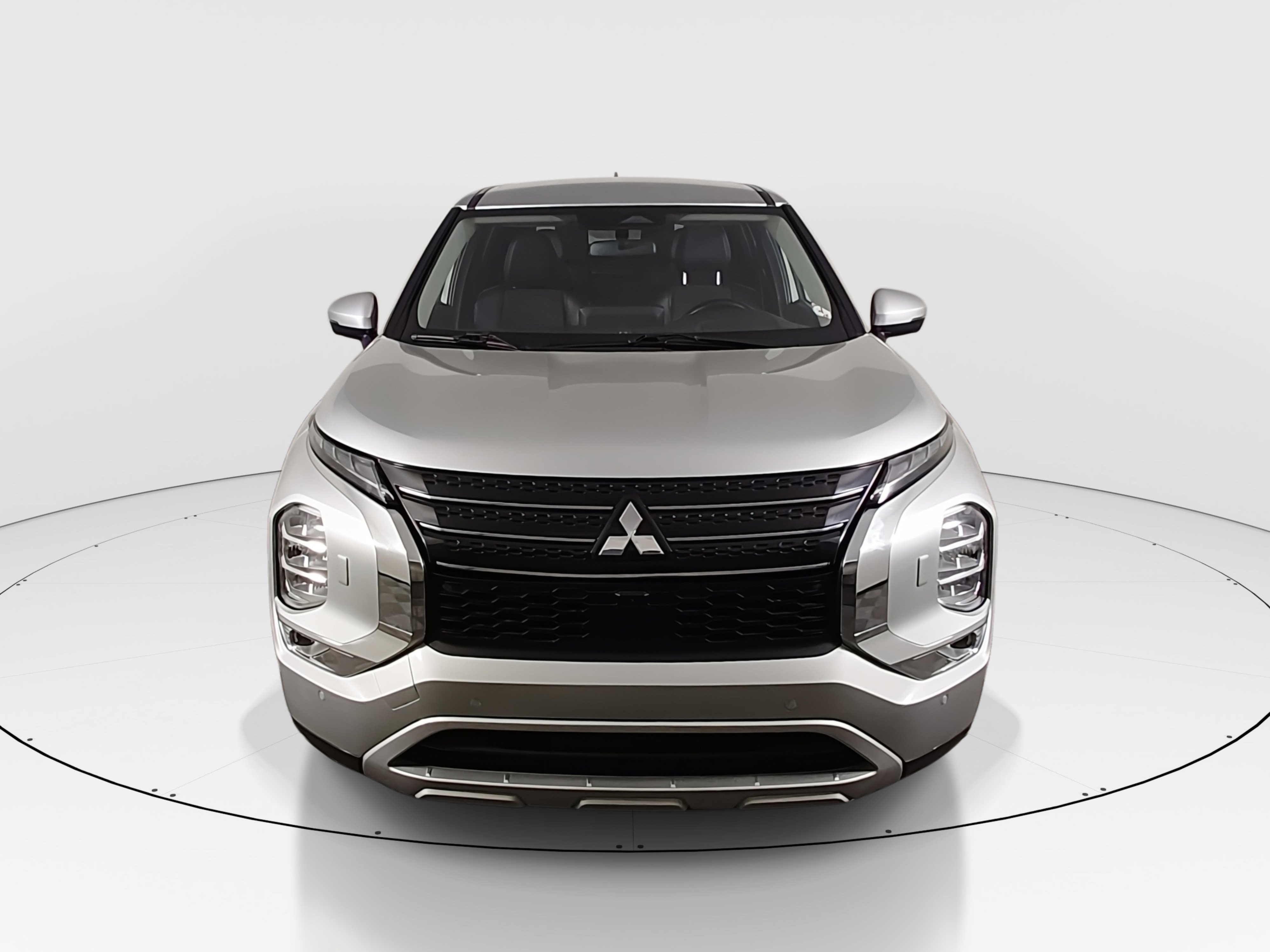 2024 Mitsubishi Outlander — side profile view