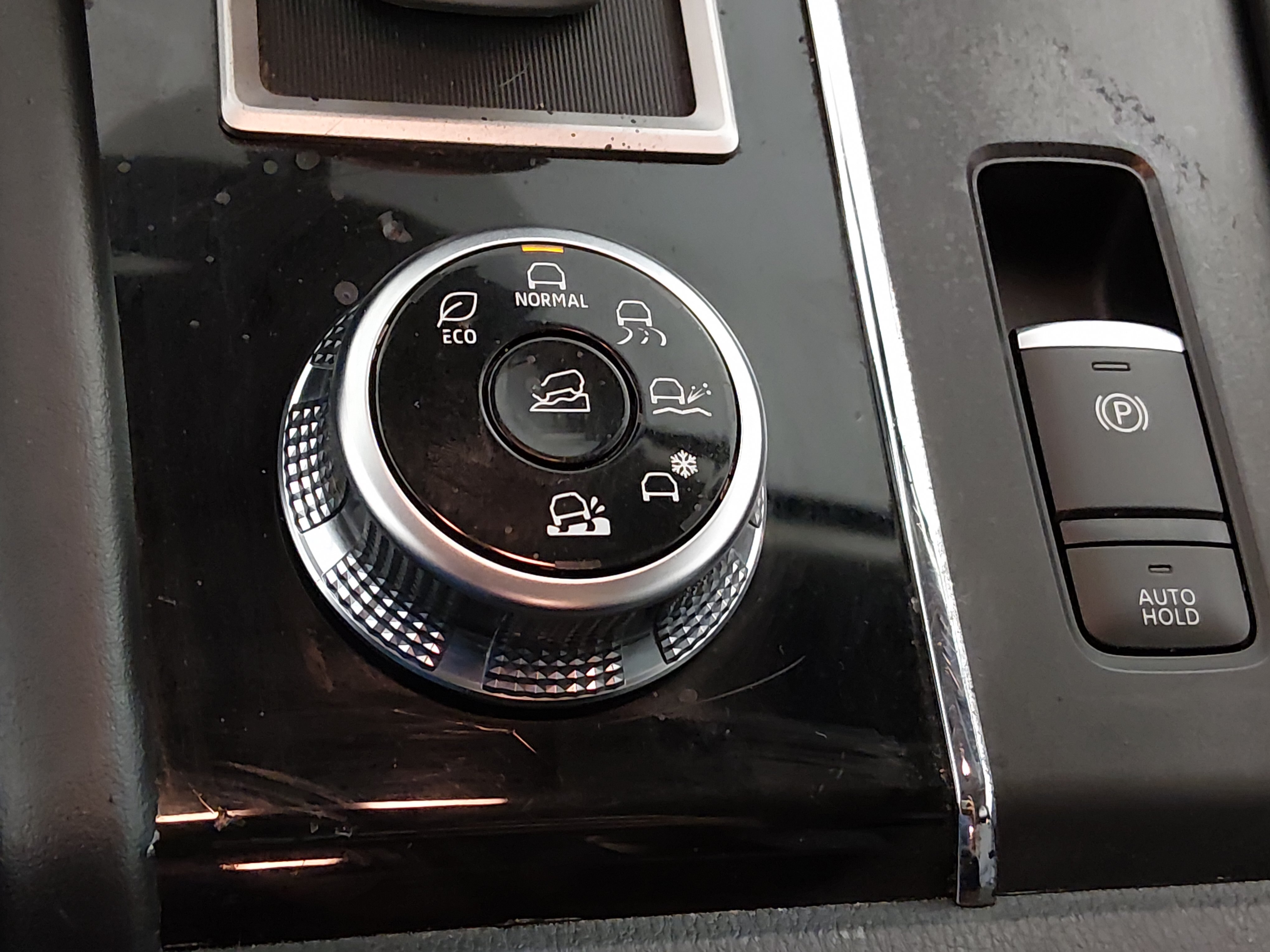 2024 Mitsubishi Outlander — photo 19 view