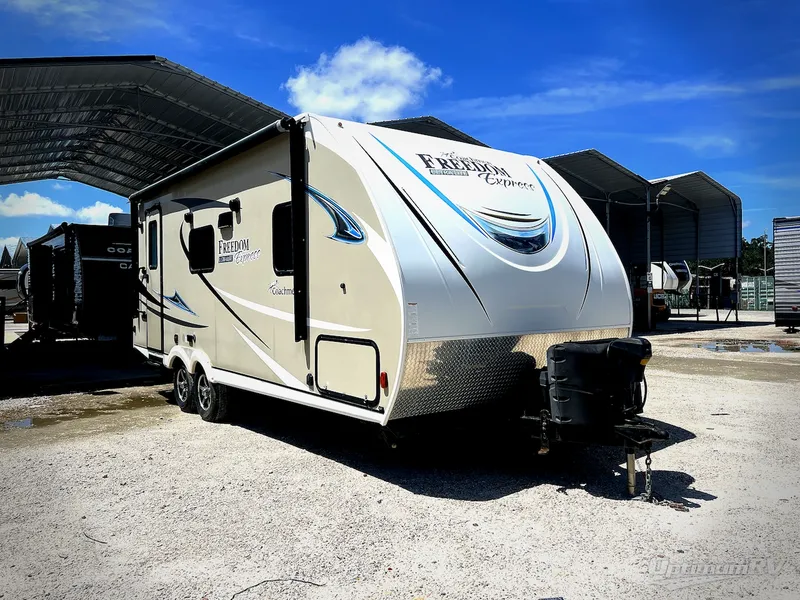 2019 Coachmen Freedom Express Ultra Lite — front three-quarter view