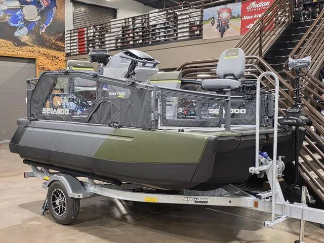 2026 Sea-Doo Switch Fish™ Compact - 170 hp Galvanized — front three-quarter view