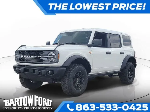 2026 Ford Bronco Badlands in Oxford White — front three-quarter view
