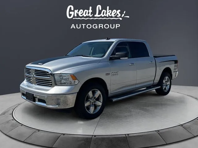 2017 RAM 1500 Big Horn in Bright Silver Clearcoat Metallic — front three-quarter view