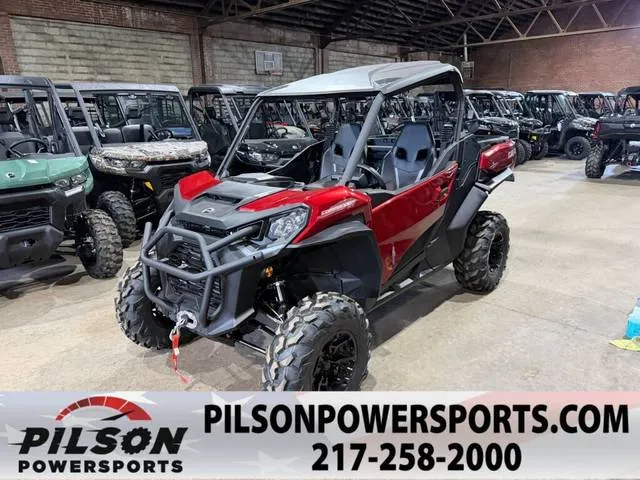 2026 Can-Am® Commander XT 700 — front three-quarter view