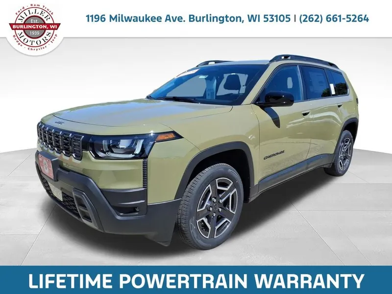 2026 Jeep Cherokee CHEROKEE LAREDO 4X4 in 41 Exterior Paint — front three-quarter view