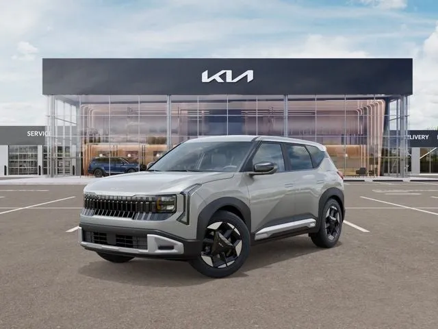 2027 Kia Seltos S in Ivory Silver — front three-quarter view