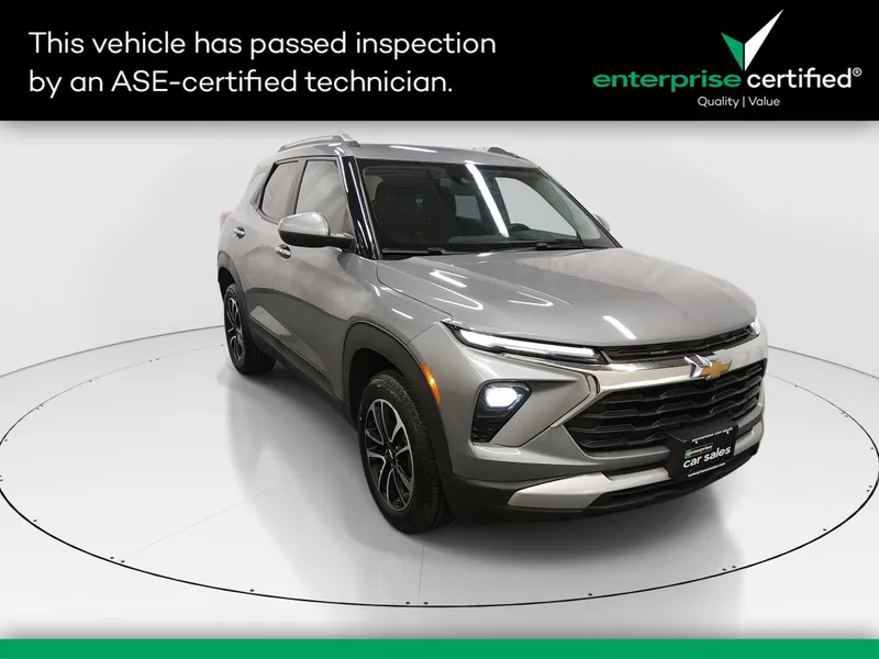 2025 Chevrolet Trailblazer AWD 4dr LT — front three-quarter view