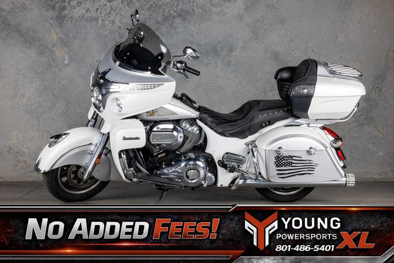 2018 Indian Motorcycle Roadmaster ABS Pearl White over Star Silver