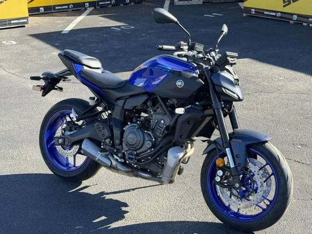 2026 Yamaha MT-07 — front three-quarter view