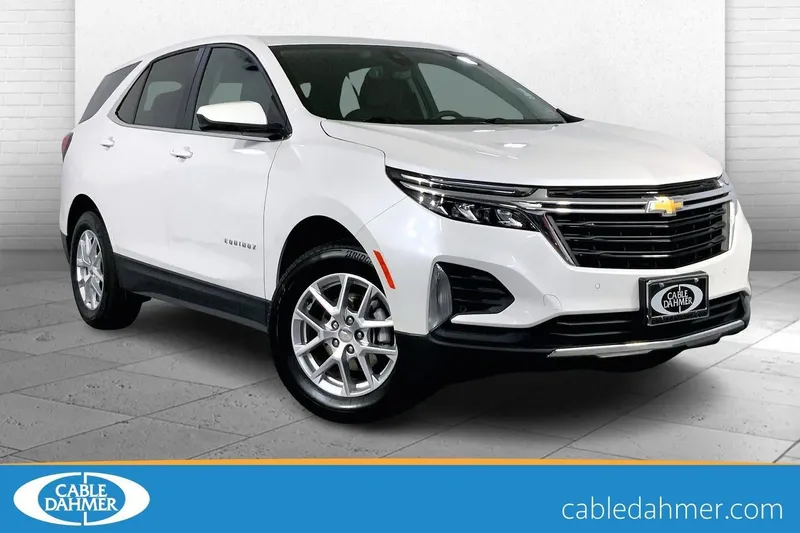 2024 Chevrolet Equinox LT in Iridescent Pearl Tricoat — front three-quarter view