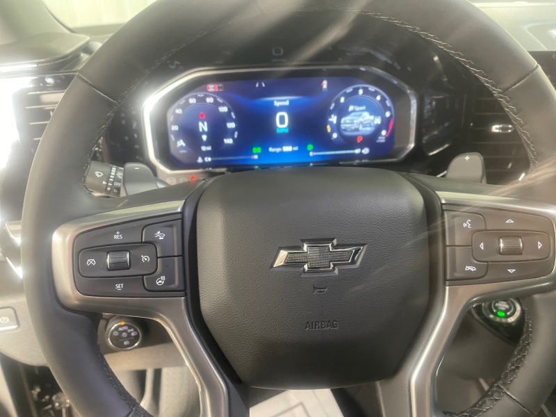 2026 Chevrolet Silverado 1500 — photo 12 view