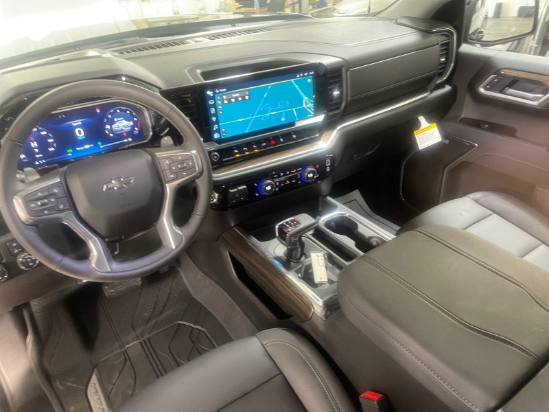 2026 Chevrolet Silverado 1500 — photo 21 view