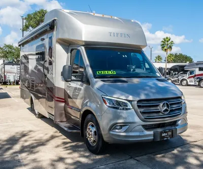 2022 Tiffin WAYFARER