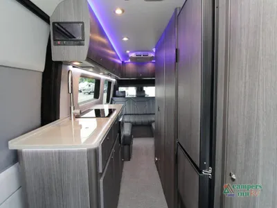 2027 Grech RV Strada-ion AWD