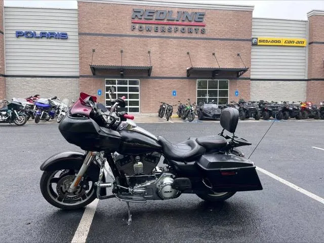 2012 Harley-Davidson® FLTRX - Road Glide® Custom — front three-quarter view