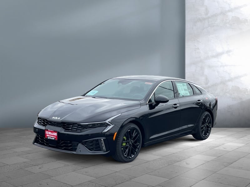2026 Kia K5 — front three-quarter view