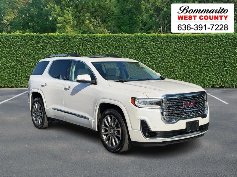 2021 GMC Acadia AWD 4dr Denali in White Frost Tricoat — front three-quarter view