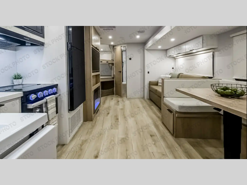 2026 Winnebago Thrive