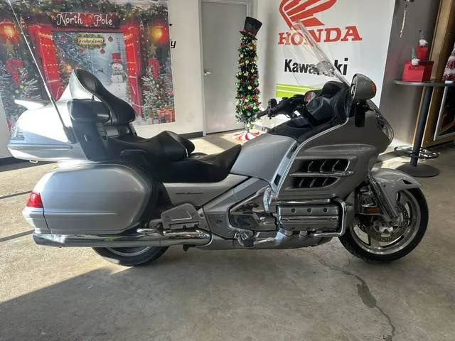 2007 Honda® Gold Wing® Premium Audio — front three-quarter view