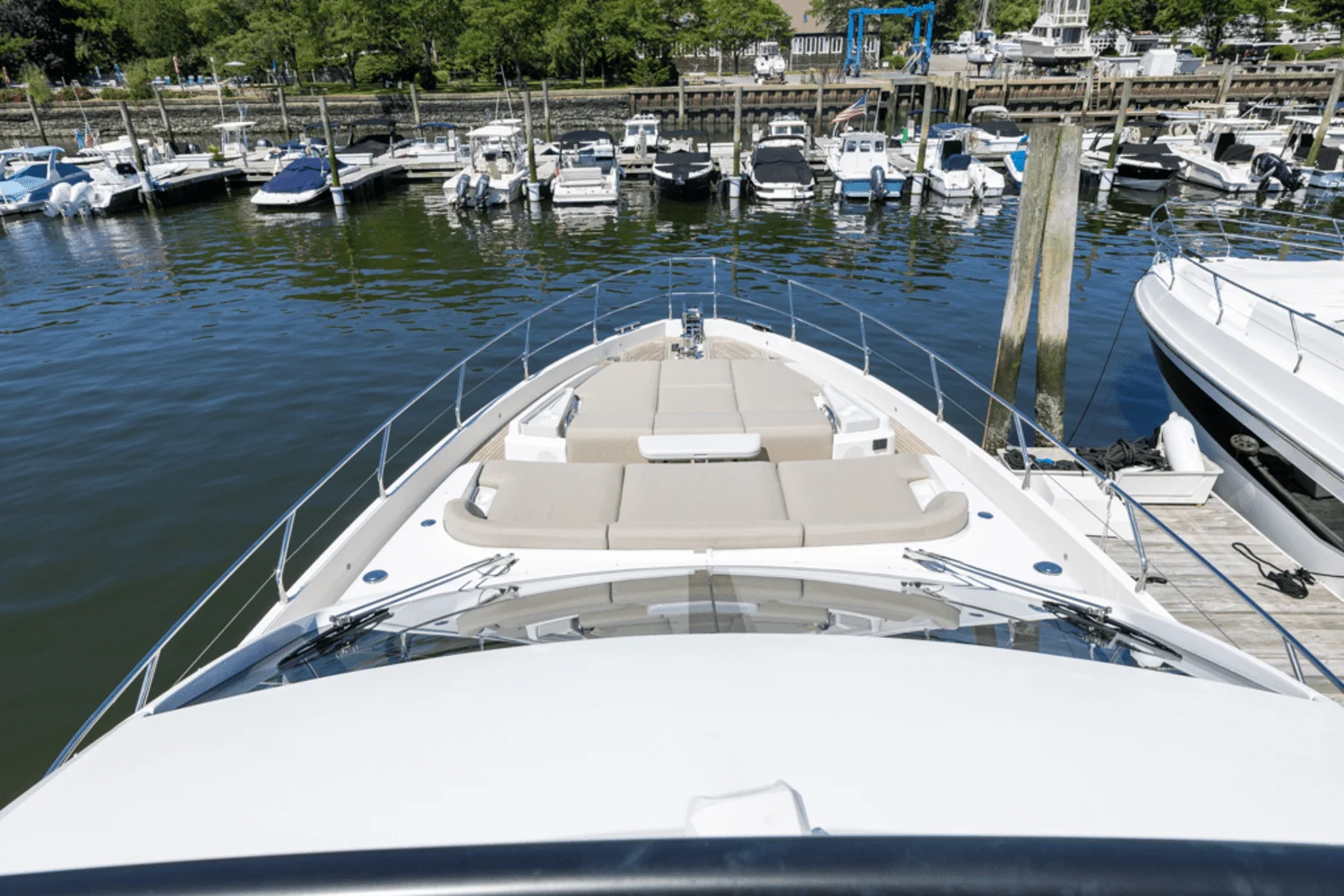 2025 Azimut Fly 68