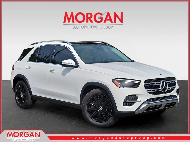 2024 Mercedes-Benz GLE 450 — front three-quarter view