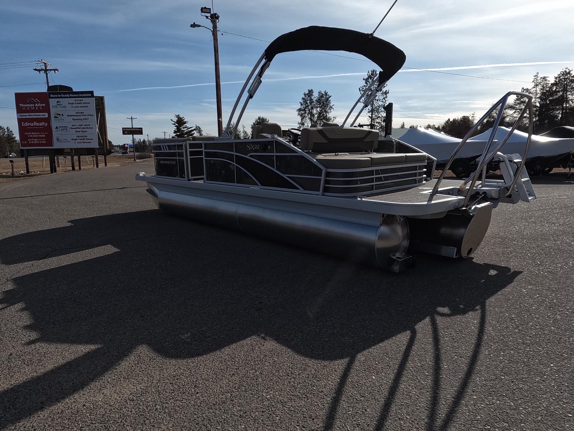 2025 Bennington 22 SXSB