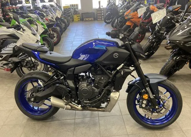 2026 Yamaha MT-07 — front three-quarter view