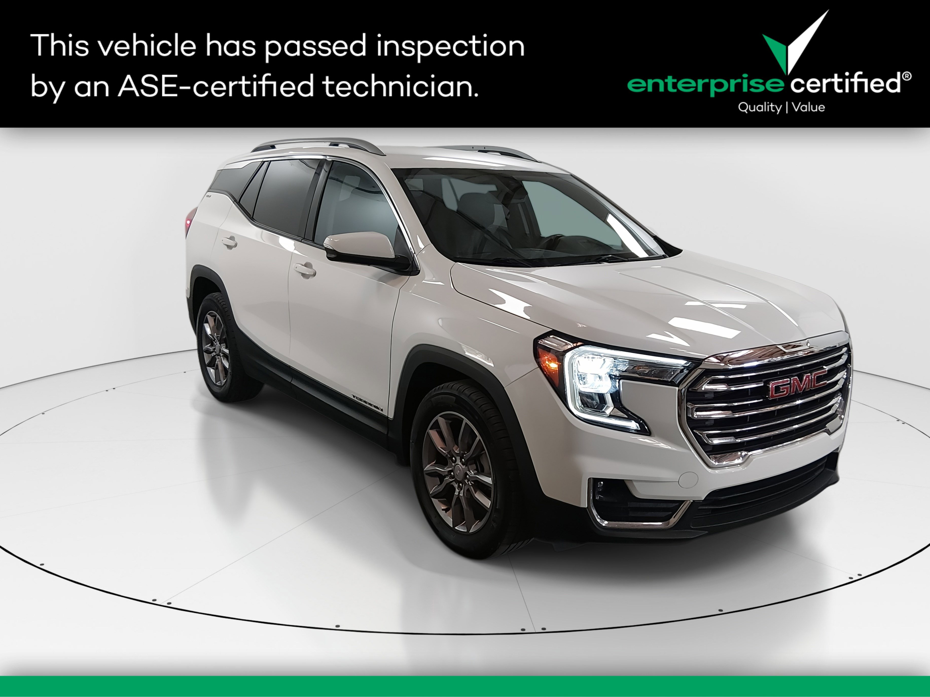 2024 GMC Terrain FWD 4dr SLT — front three-quarter view