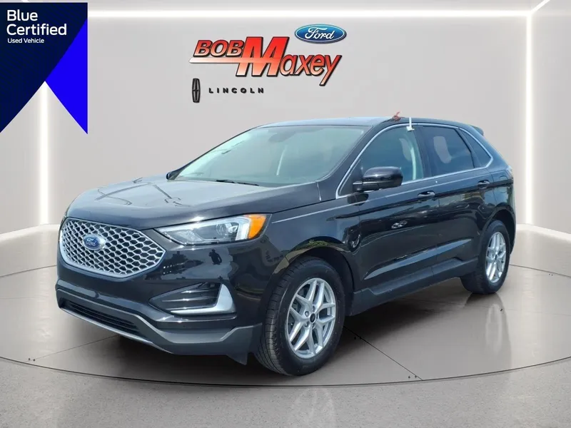 2024 Ford Edge SEL in Agate Black Metallic — front three-quarter view