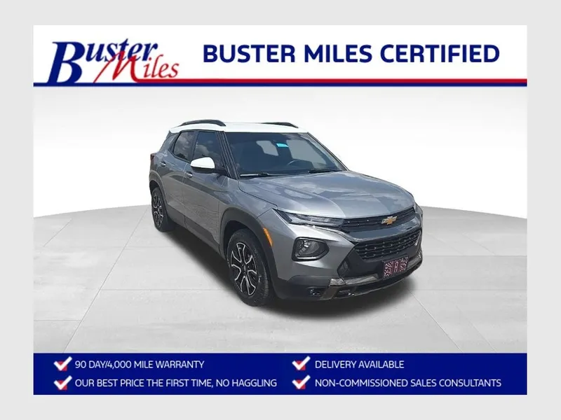 2023 Chevrolet TrailBlazer ACTIV in Sterling Gray Metallic — front three-quarter view