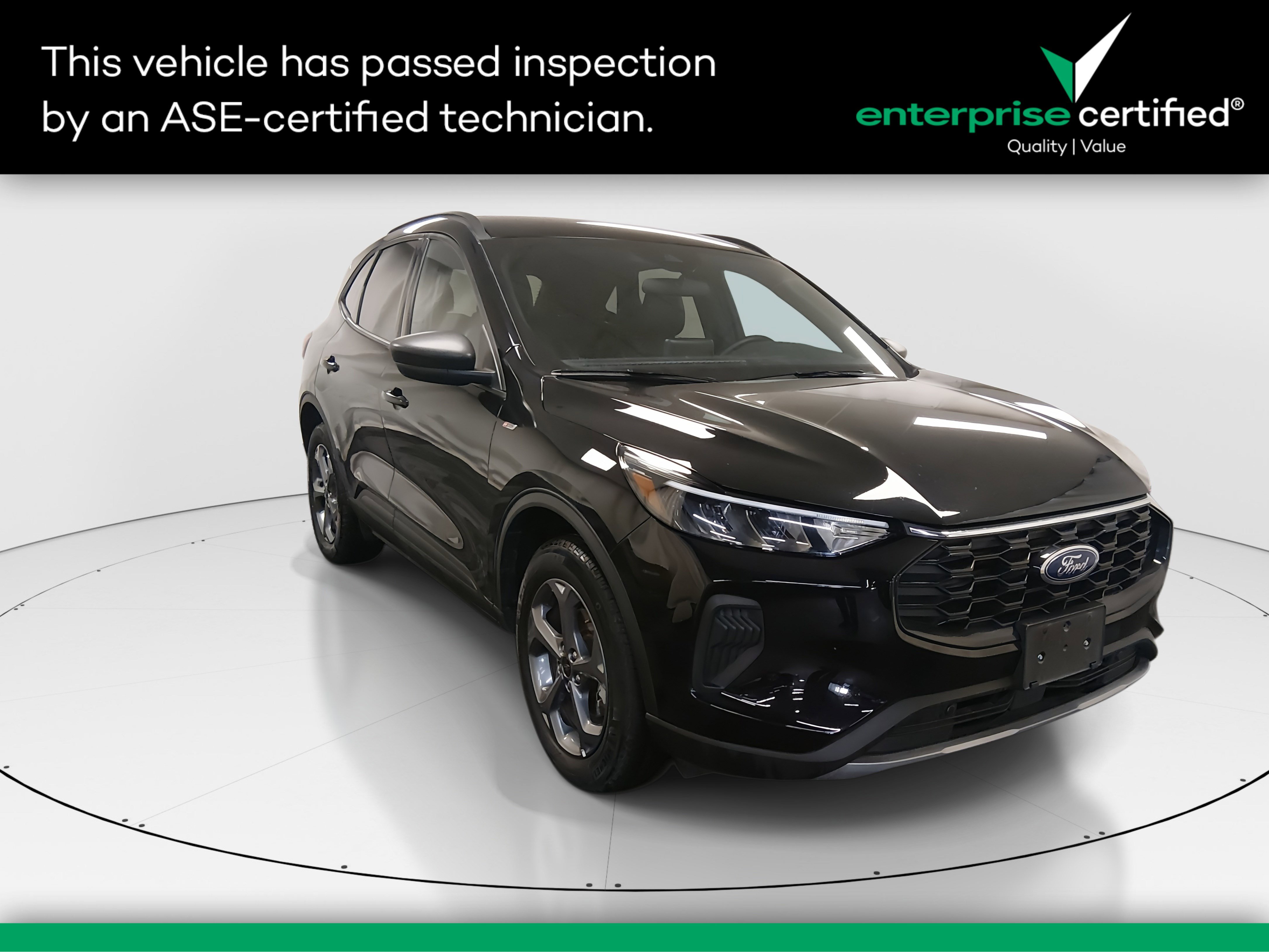 2025 Ford Escape ST-Line AWD — front three-quarter view