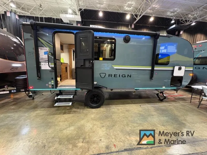2026 Keystone RV Reign 19RK — front three-quarter view