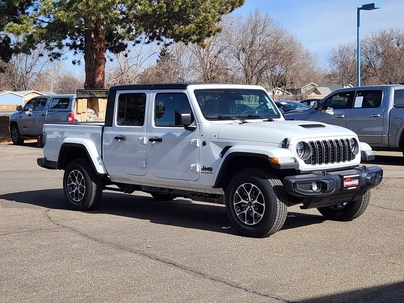 2026 Jeep Gladiator GLADIATOR SPORT S 4X4 in Bright White Clear-Coat Exterior Paint — front three-quarter view