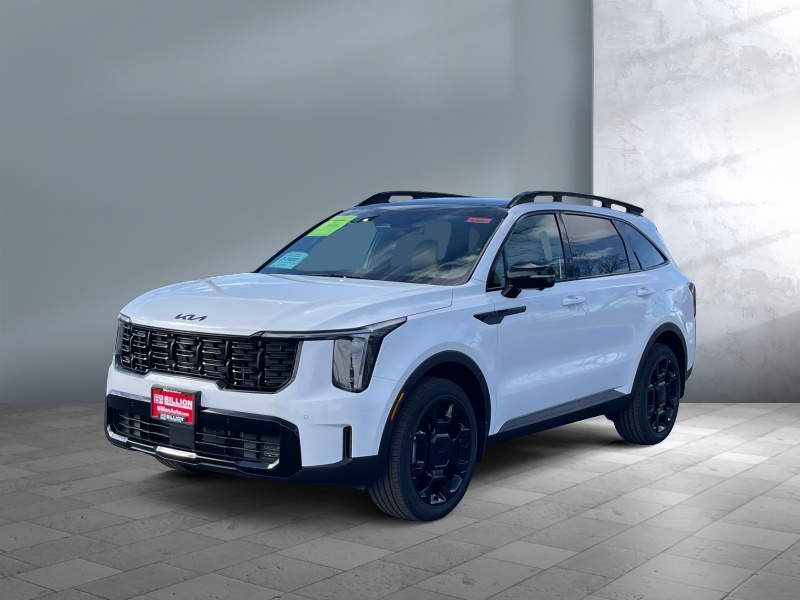 2026 Kia Sorento — front three-quarter view