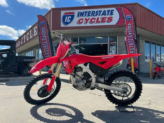 2026 Honda® CRF450R — front three-quarter view