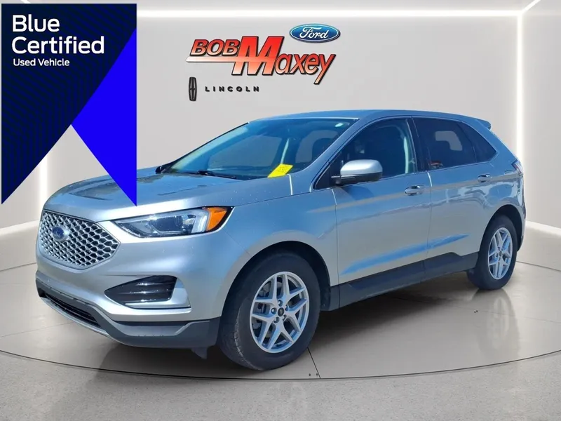 2024 Ford Edge SEL in Silver Metallic — front three-quarter view