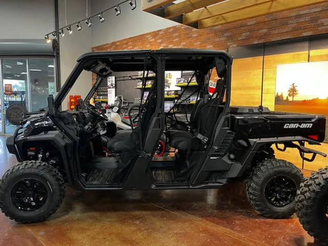 2026 Can-Am® Defender MAX XT HD11 With 10.25 in.display — front three-quarter view