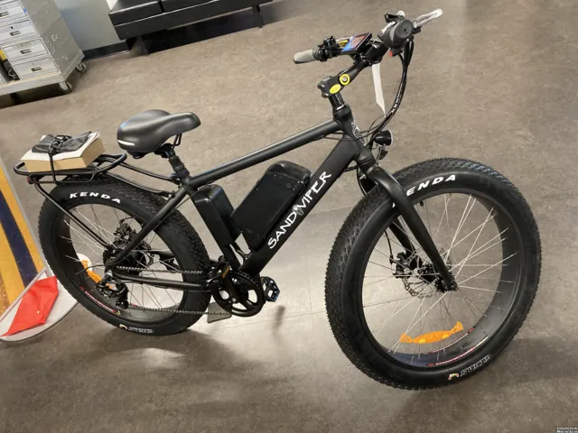 2021 SSR Sandviper 500W — front three-quarter view
