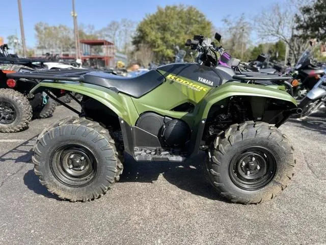 2026 Yamaha Kodiak 700 — front three-quarter view