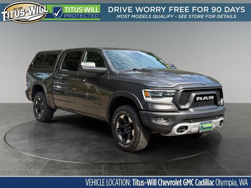 2022 RAM 1500 Rebel Crew Cab 4x4 5'7" Box in Gray — front three-quarter view
