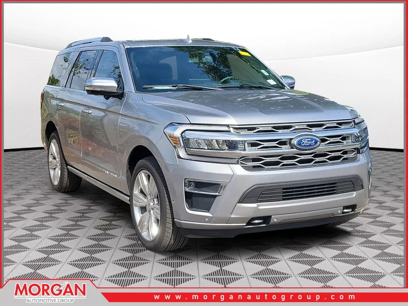 2024 Ford Expedition Platinum in Silver Metallic — front three-quarter view