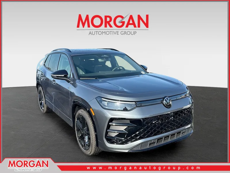 2026 Volkswagen Tiguan SE R-Line Black in Platinum — front three-quarter view