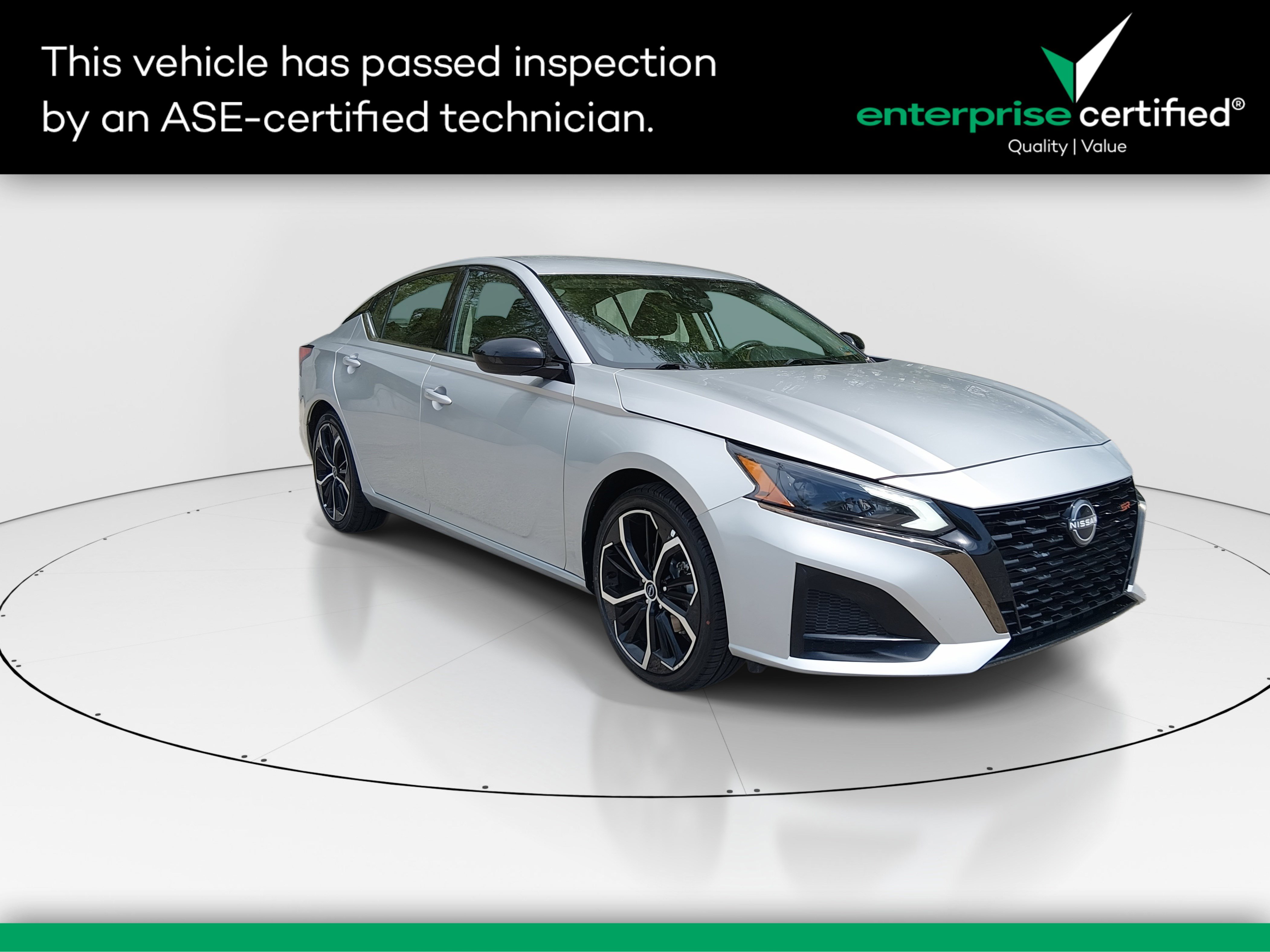 2024 Nissan Altima 2.5 SR Sedan — front three-quarter view