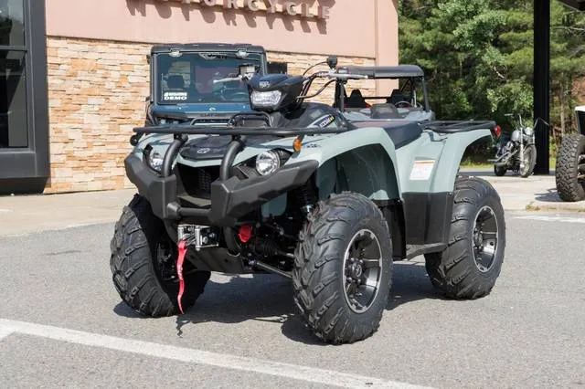 2026 Yamaha Kodiak 450 EPS XT-R — front three-quarter view