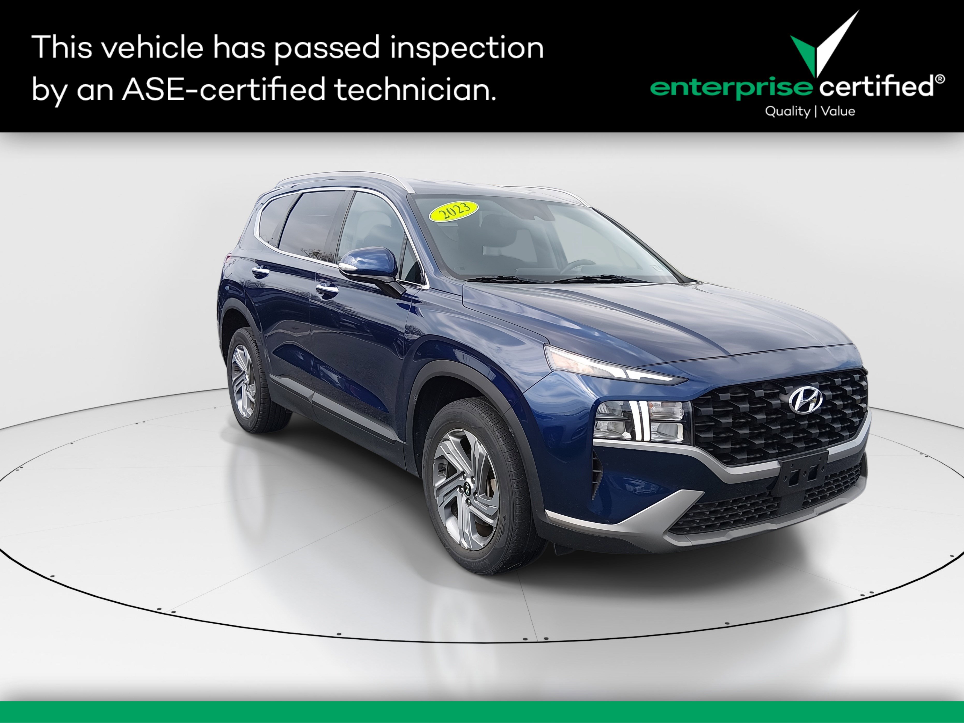2023 Hyundai Santa Fe SEL FWD — front three-quarter view