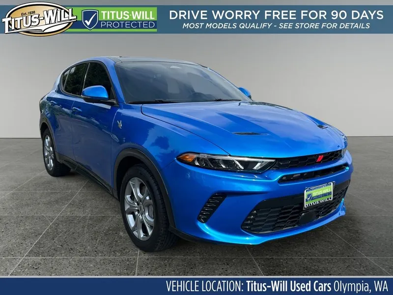 2024 Dodge Hornet R/T Plus in Blu Bayou — front three-quarter view