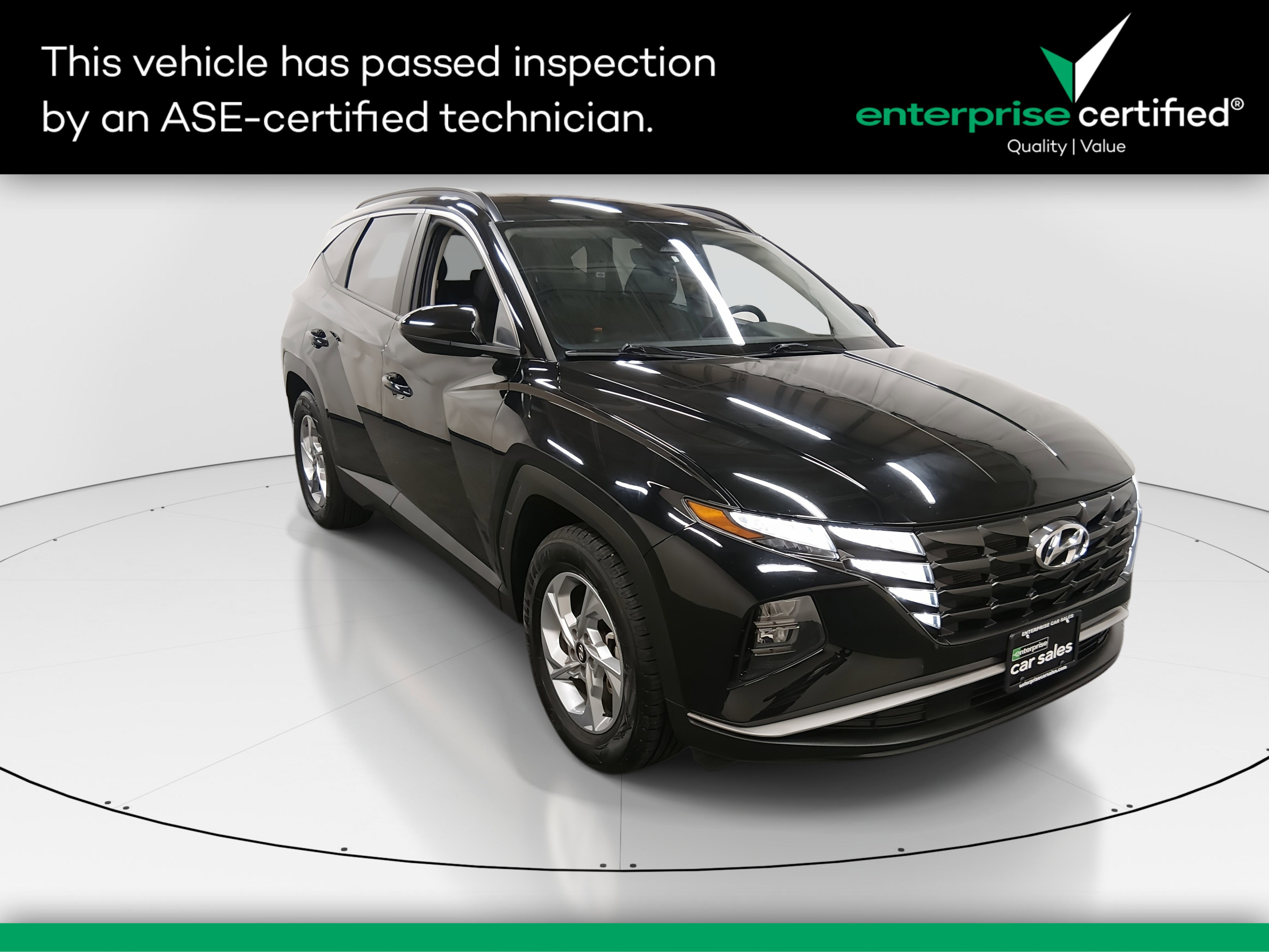 2024 Hyundai Tucson SEL FWD — front three-quarter view