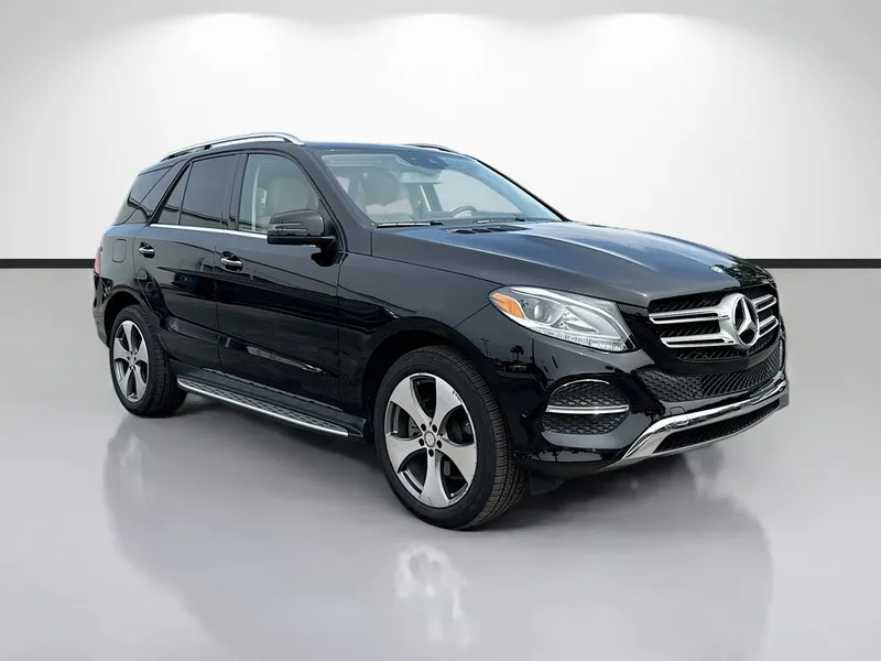 2016 Mercedes-Benz GLE 350 — front three-quarter view
