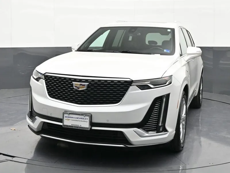 2020 Cadillac XT6 Premium Luxury in Crystal White Tricoat — front three-quarter view